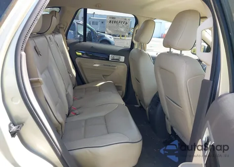 2010 Lincoln Mkx z USA, uszkodzony, nr VIN 2LMDJ8JC2ABJ16919